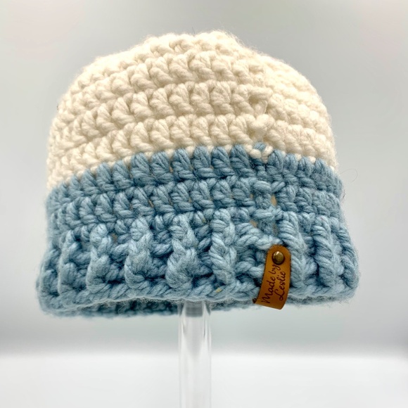 Made by Leslie, crochet beanie - Picture 1 of 8